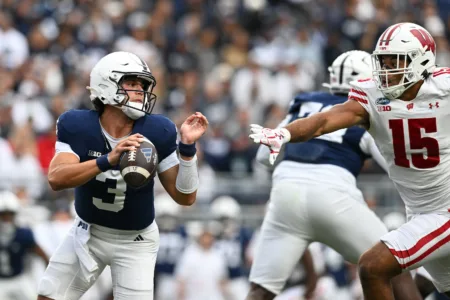 Lions collapse in fourth quarter in 24-20 loss to Wisconsin in Big Ten opener